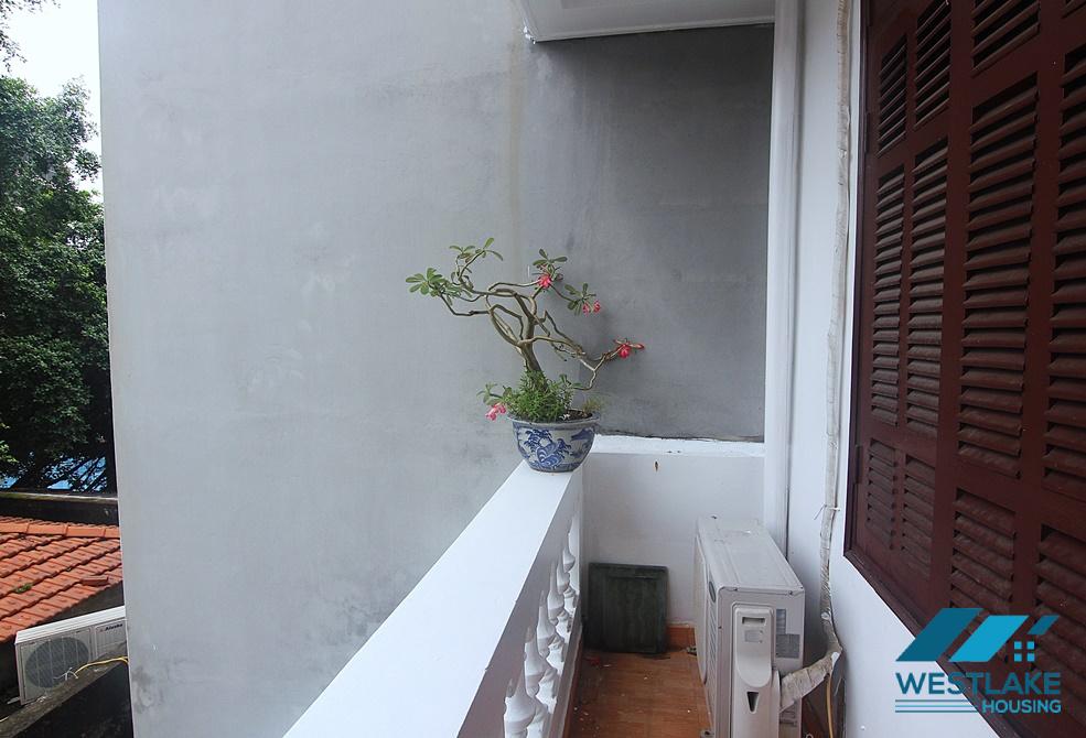 A good house for rent on Dang Thai Mai street, Tay Ho District