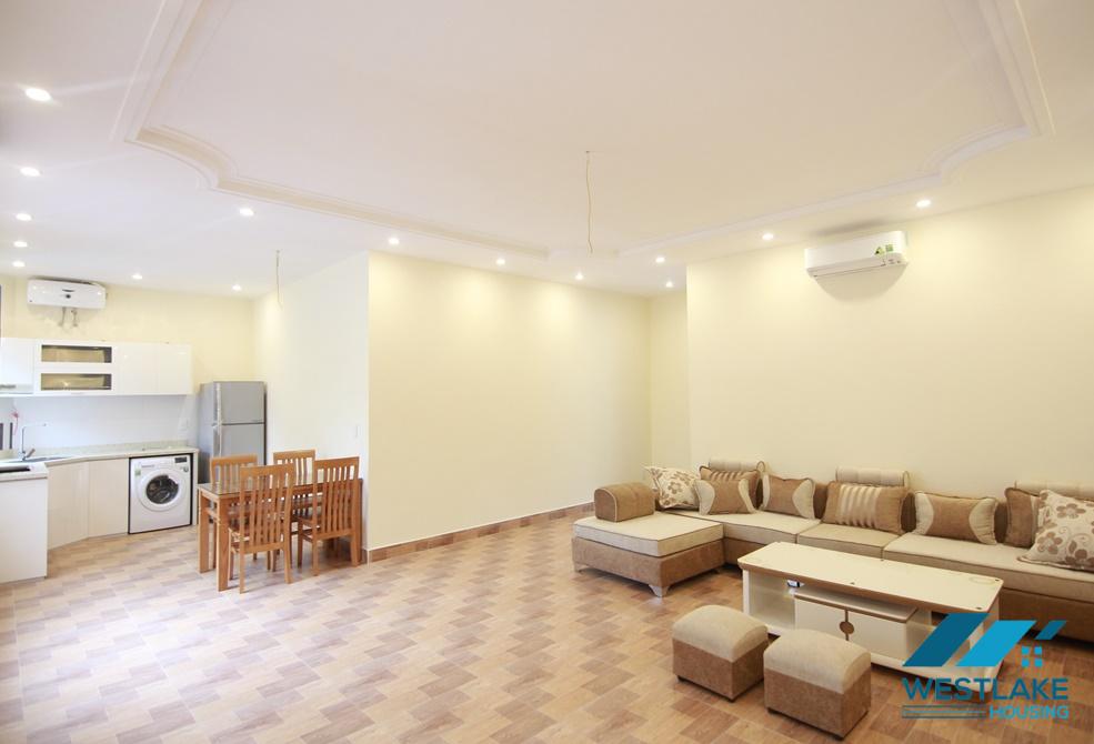 A spacious 1 bedroom apartment for rent in Au co, Tay ho