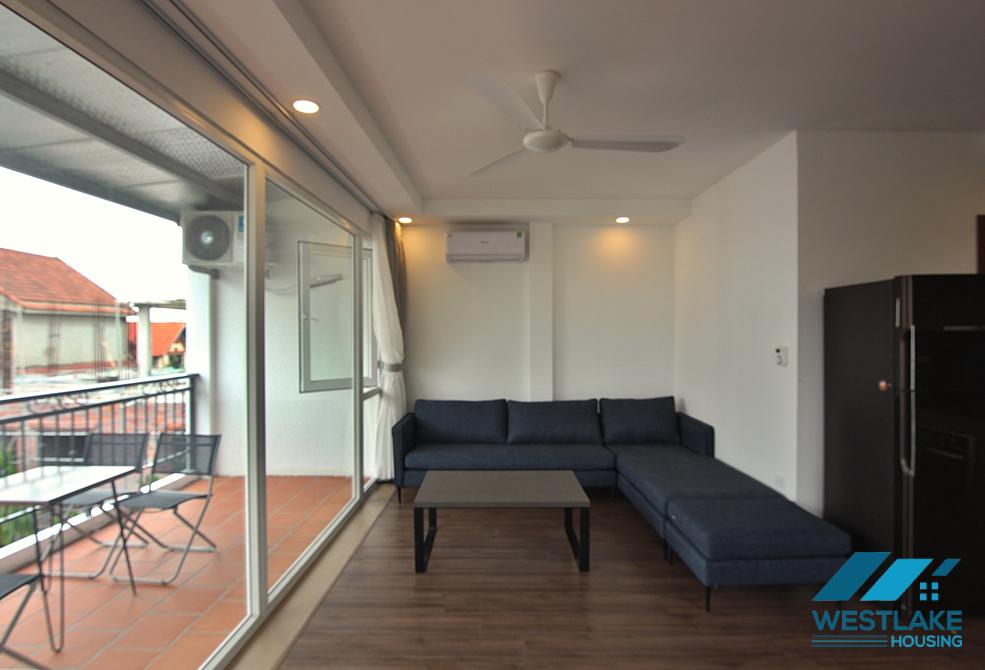 A beautiful and spacious one bedroom apartment for rent on Dang Thai Mai Street, Tay Ho, Hanoi