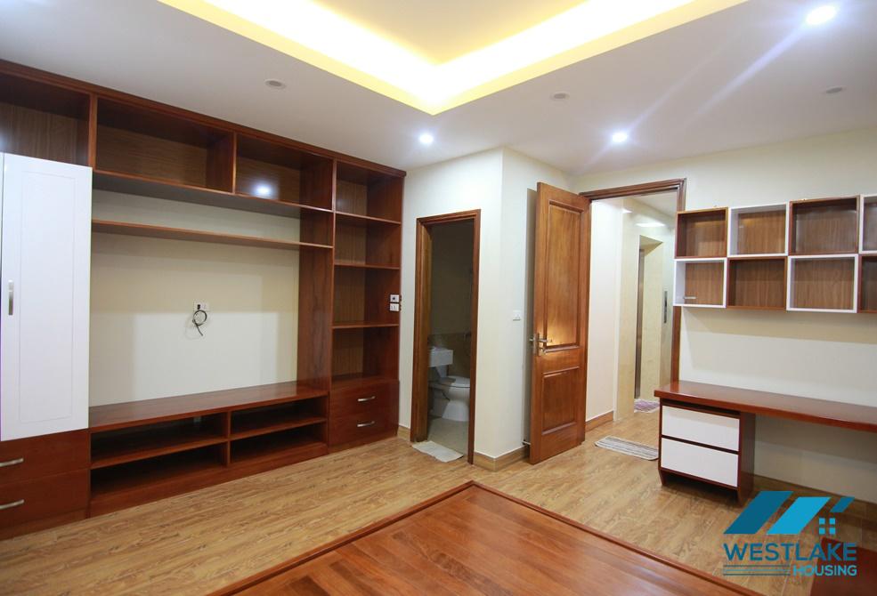 Spacious house for rent in Tay Ho without furniture