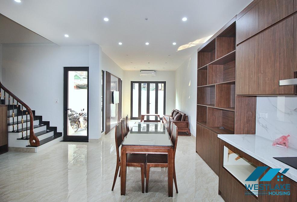 Brand new three bedrooms house for rent in Tay Ho, Ha Noi