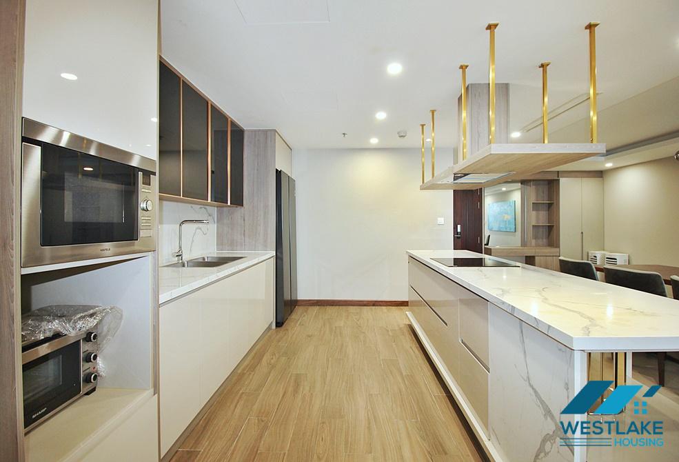 Beautiful 03 bedrooms apartment for rent in Dleroi Soleil Xuan Dieu, Tay Ho, Hanoi