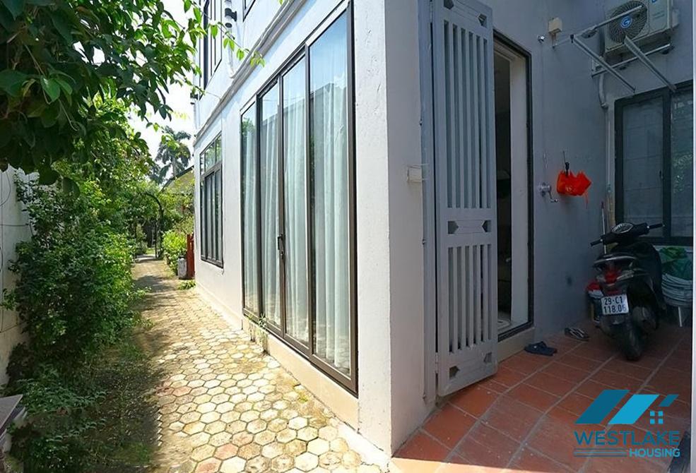  A bright, stylish house in a tranquil neighborhood of Tay Ho for rent