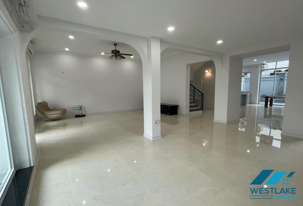 Brand new and spacious 4 bedrooms villa at C block Ciputra