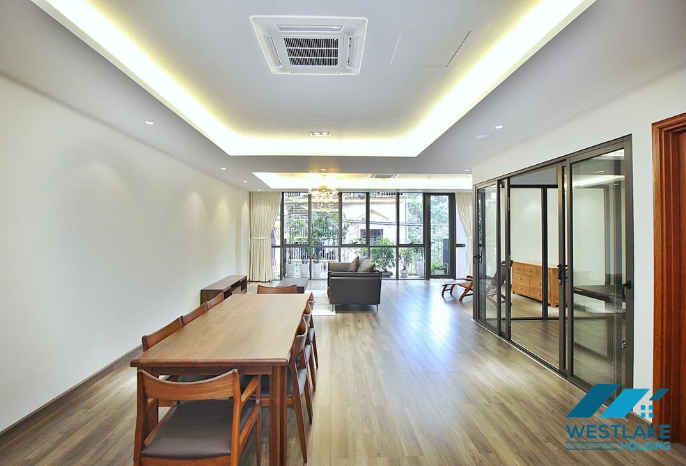 Nice and spacious 03 bedrooms apartment for rent in Tay Ho, Hanoi