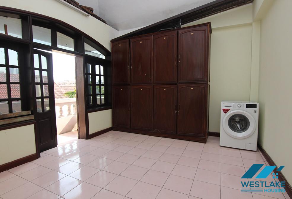 A nice 4 bedrooms house for rent in Tay Ho district, Hanoi