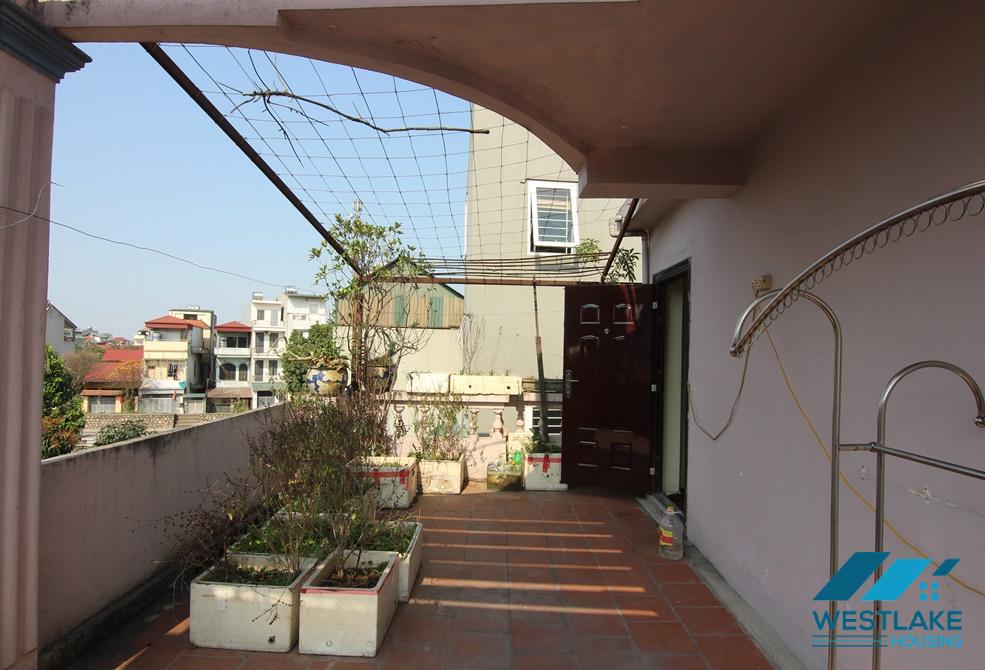 A nice 4 bedrooms house for rent in Tay Ho district, Hanoi