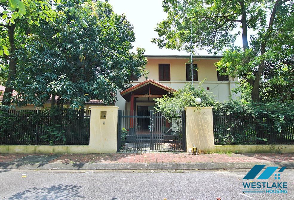 A Ambassador villa for rent in Tay Ho, Ha noi