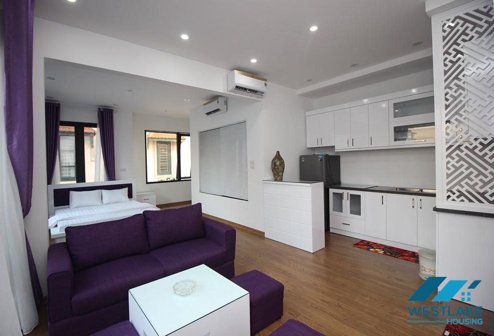 Bright one bedroom apartment for rent on Xuan Dieu Street, Tay Ho, Hanoi