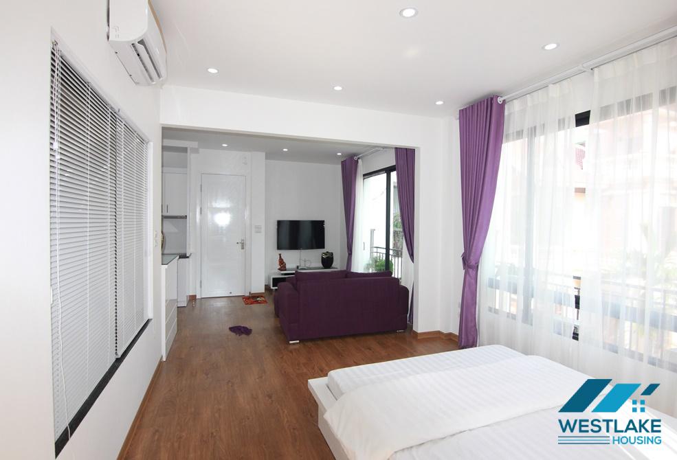 Bright one bedroom apartment for rent on Xuan Dieu Street, Tay Ho, Hanoi