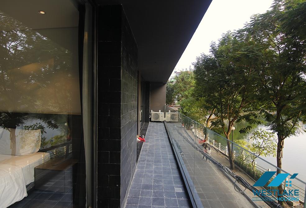 Modern one bedroom apartment for rent on Truc Bach Street, Tay Ho, Hanoi