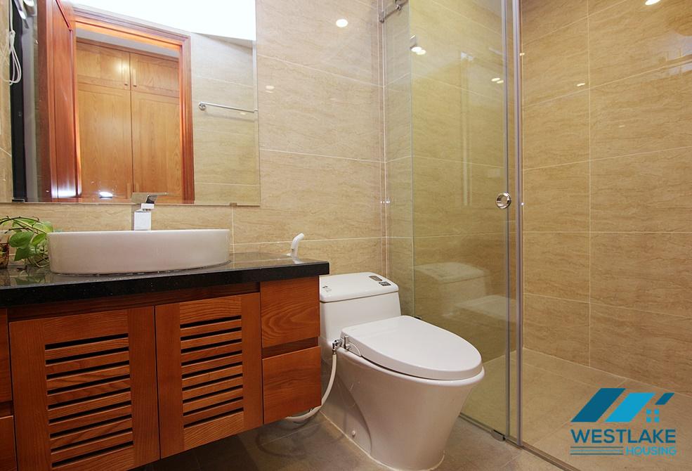 04-bedroom serviced apartment for rent on Tay Ho Street, Tay Ho District, Ha Noi