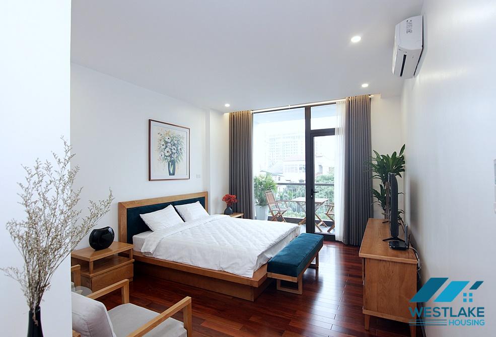 04-bedroom serviced apartment for rent on Tay Ho Street, Tay Ho District, Ha Noi