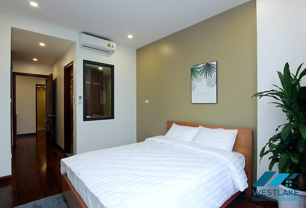 04-bedroom serviced apartment for rent on Tay Ho Street, Tay Ho District, Ha Noi