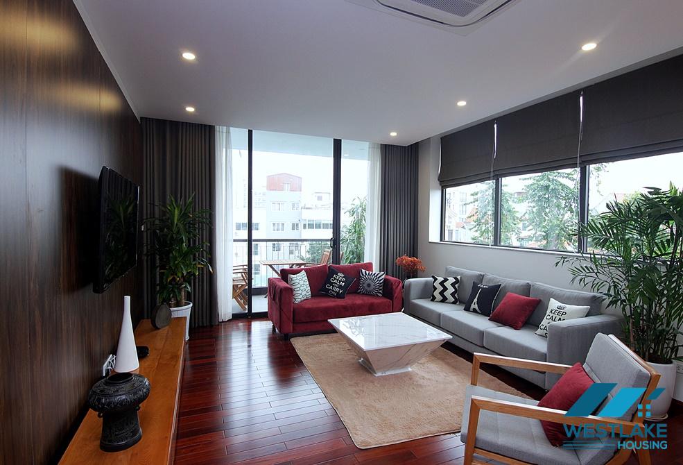 04-bedroom serviced apartment for rent on Tay Ho Street, Tay Ho District, Ha Noi