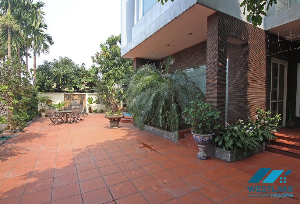 A nice house for rent with swimming pool in Au co, Tay ho