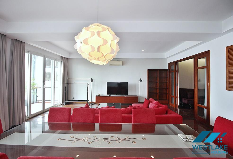 Beautiful lake view 02-bedroom apartment for rent on Xuan Dieu Street, Tay Ho, Hanoi