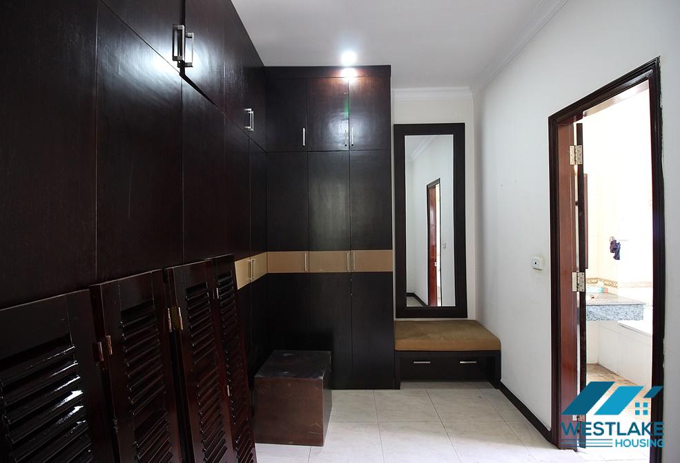 A huge villa with large terrace for rent in Ciputra D Block