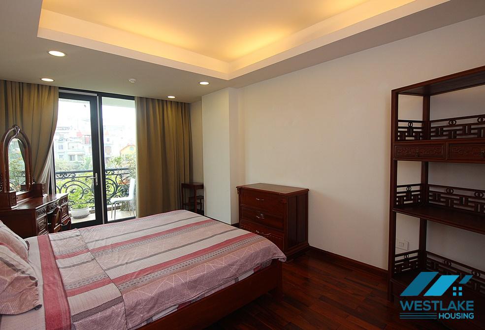 Large 02-bedroom apartment for rent on Xuan Dieu Street, Tay Ho, Hanoi