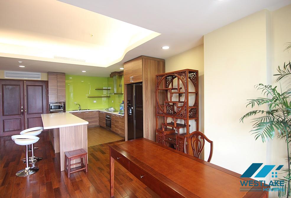 Large 02-bedroom apartment for rent on Xuan Dieu Street, Tay Ho, Hanoi