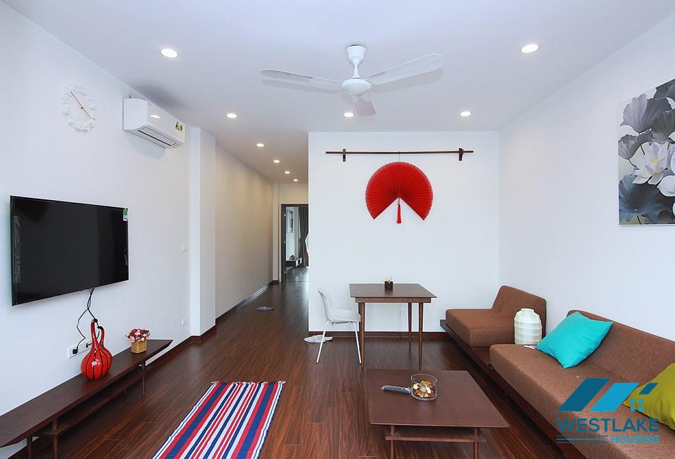 Spacious one bedroom apartment with West Lake view for rent on Tu Hoa Street, Tay Ho, Hanoi