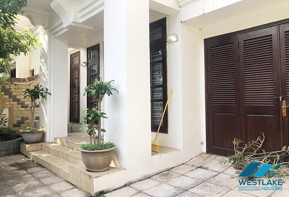 A love-at-the-first-sight-house for rent in Ciputra, Tay Ho