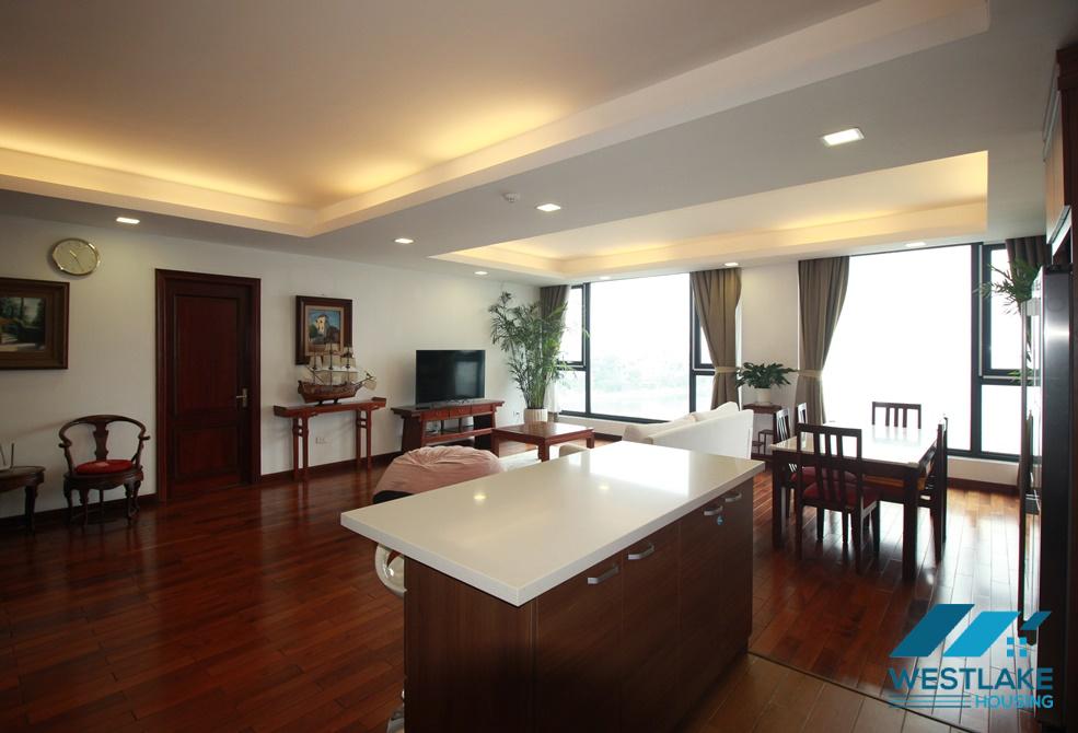 High quality and luxury 02-bedroom apartment for rent on Xuan Dieu Street