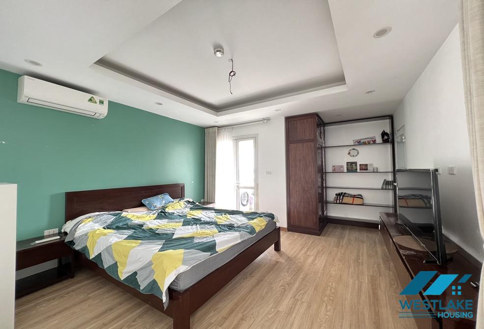 One bedroom apartment with large balcony for rent on Xuan Dieu Street, Tay Ho, Hanoi