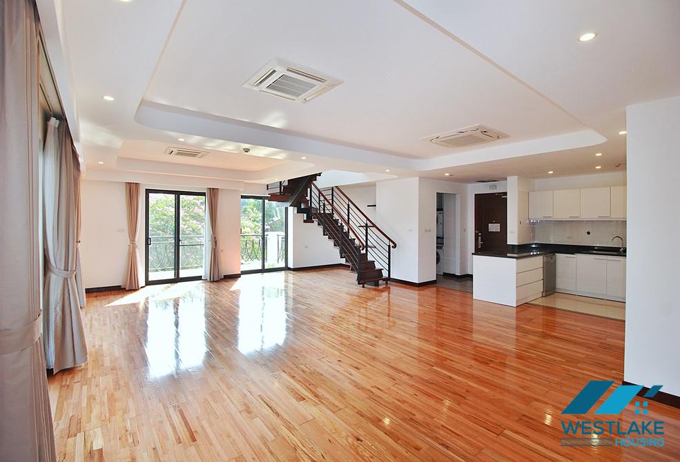 A beautifully duplex 4 bedroom apartment for rent on Dang Thai Mai st, Tay Ho district.