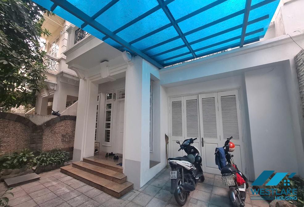  A nice villa for rent in Ciputra D Block