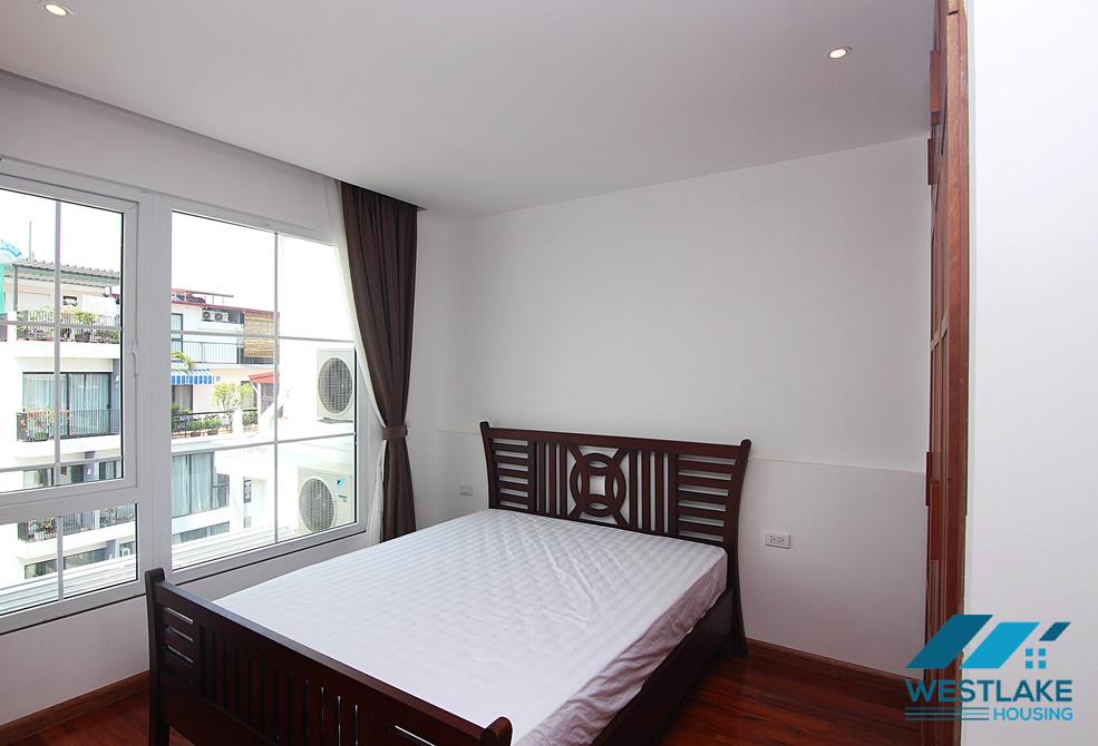 Fully serviced and spacious 03 bedrooms apartment for rent on Tu Hoa Street, Tay Ho, Hanoi