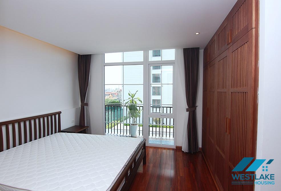 Fully serviced and spacious 03 bedrooms apartment for rent on Tu Hoa Street, Tay Ho, Hanoi