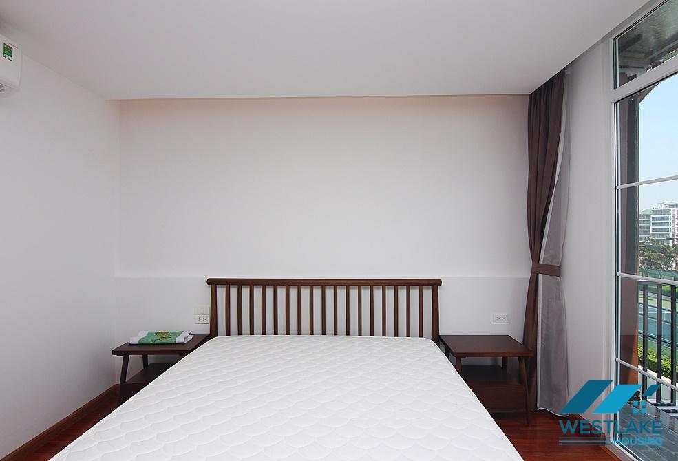 Fully serviced and spacious 03 bedrooms apartment for rent on Tu Hoa Street, Tay Ho, Hanoi