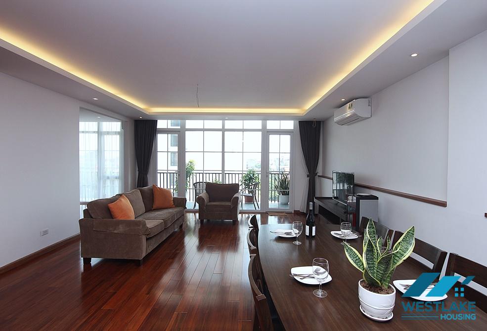 Fully serviced and spacious 03 bedrooms apartment for rent on Tu Hoa Street, Tay Ho, Hanoi