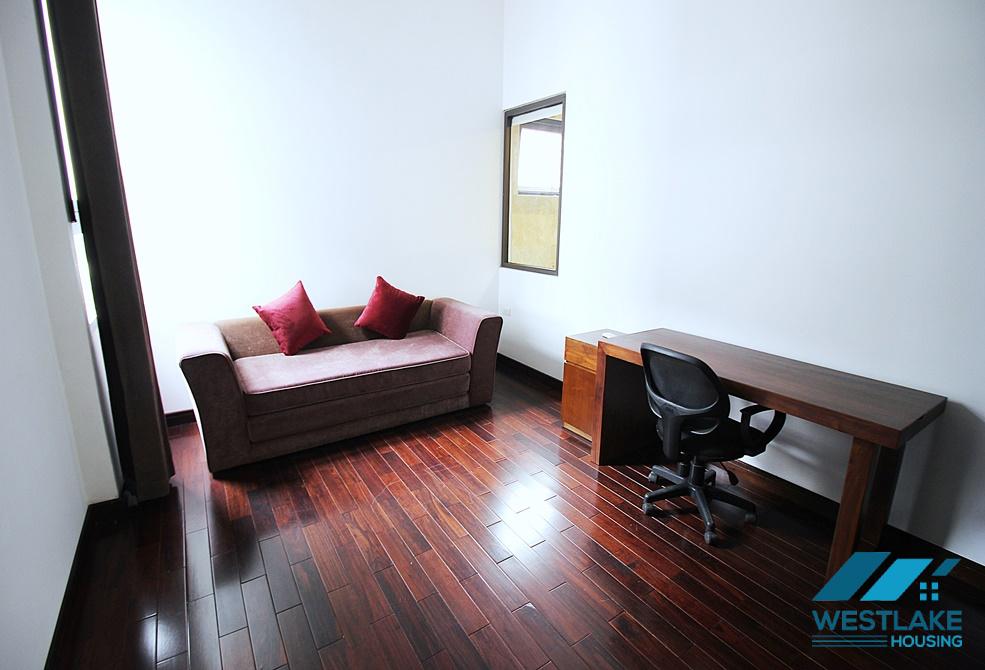 Beautiful modern apartment on Weslake side, Tay Ho, Ha Noi for rent