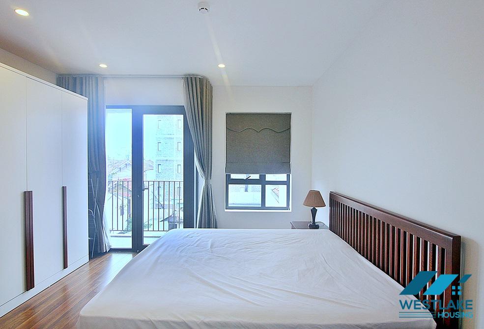 Affordable price 02 bedroom apartment for rent in Dang Thai Mai area, Tay Ho, Ha Noi