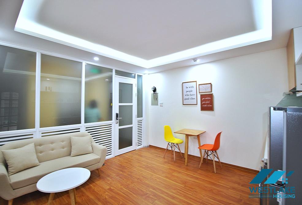 One bedroom apartment in 2th floor for rent in Tay Ho.