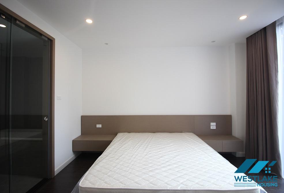 Super nice and clean 02 bedrooms apartment for rent on Tay Ho Street, Ha Noi