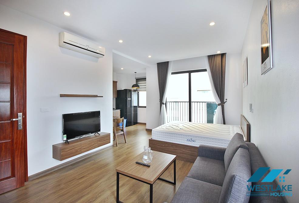 A good studio apartment for rent in Tay Ho, Hanoi