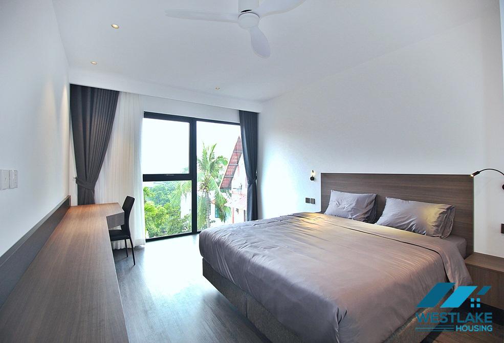 Amazing lake view, luxurious 03 bedrooms apartment for rent on Quang Khanh Street, Tay Ho, Hanoi