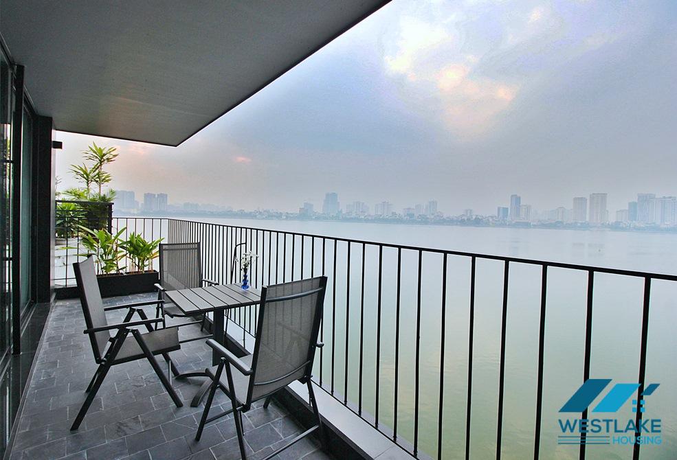 Amazing lake view, luxurious 03 bedrooms apartment for rent on Quang Khanh Street, Tay Ho, Hanoi