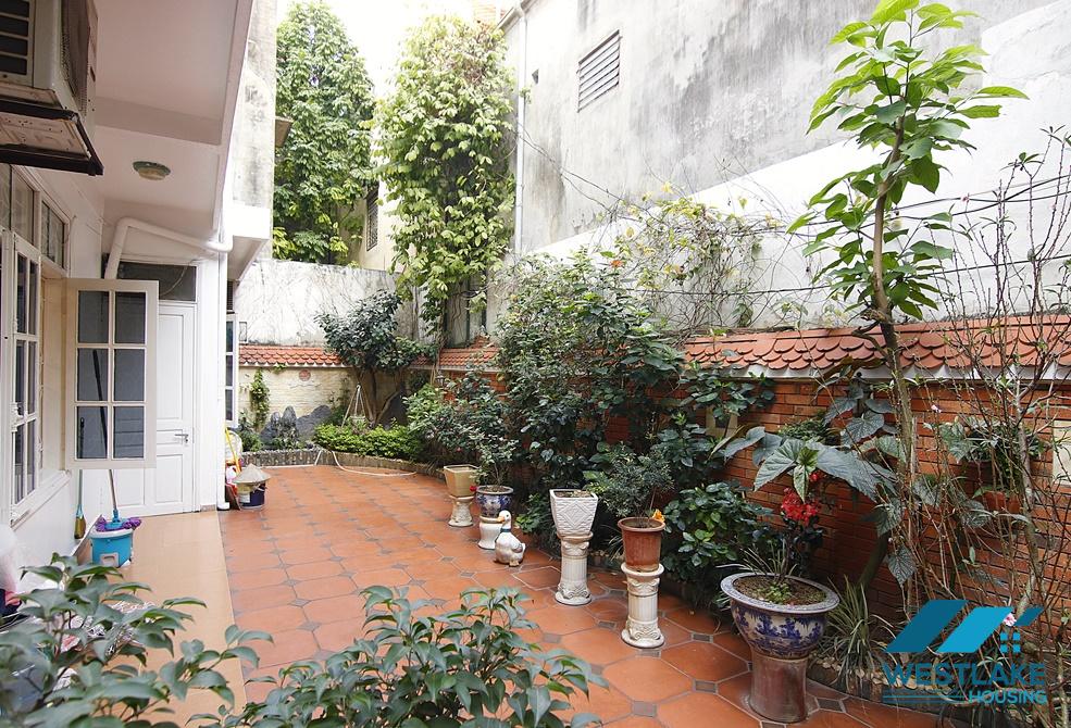 A 3 bedroom house with nice yard for rent in Thuy khue