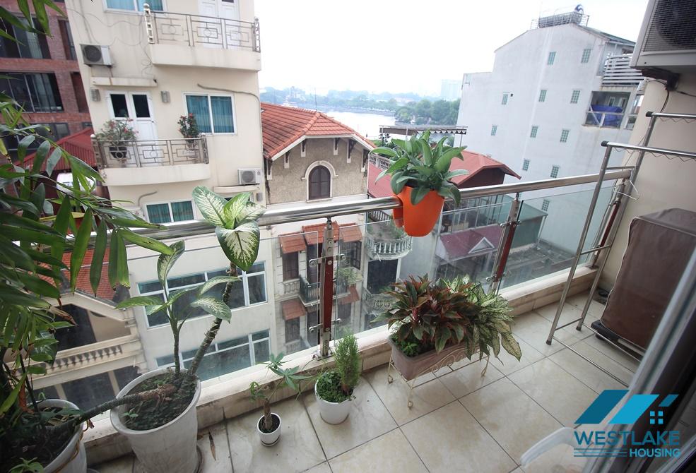 Affordable price and spacious one bedroom apartment for rent in Truc Bach area, Ba Dinh, Ha Noi