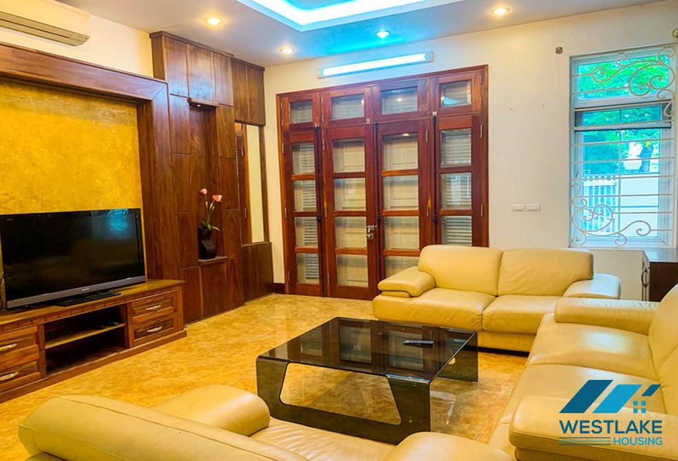  Nhà đẹp cho thuê tại T Block, Ciputra, Tây Hồ, Hà Nội