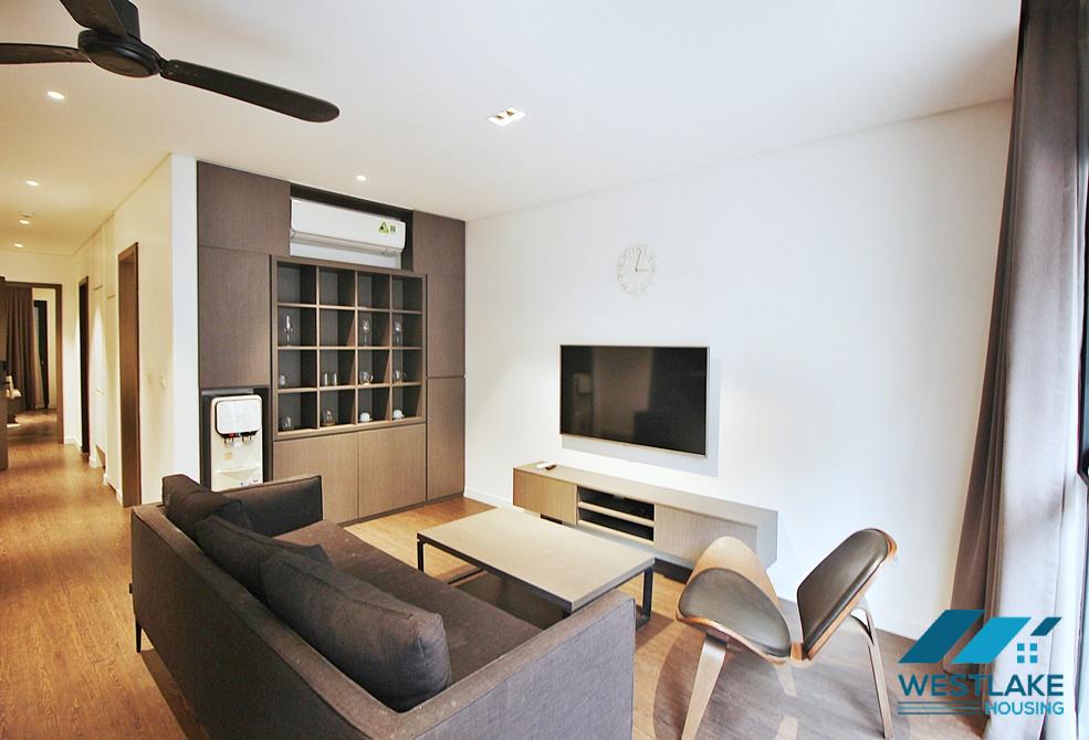 Affordable price and modern 02 bedrooms apartment for rent on Xuan Dieu street, Tay Ho, Ha Noi