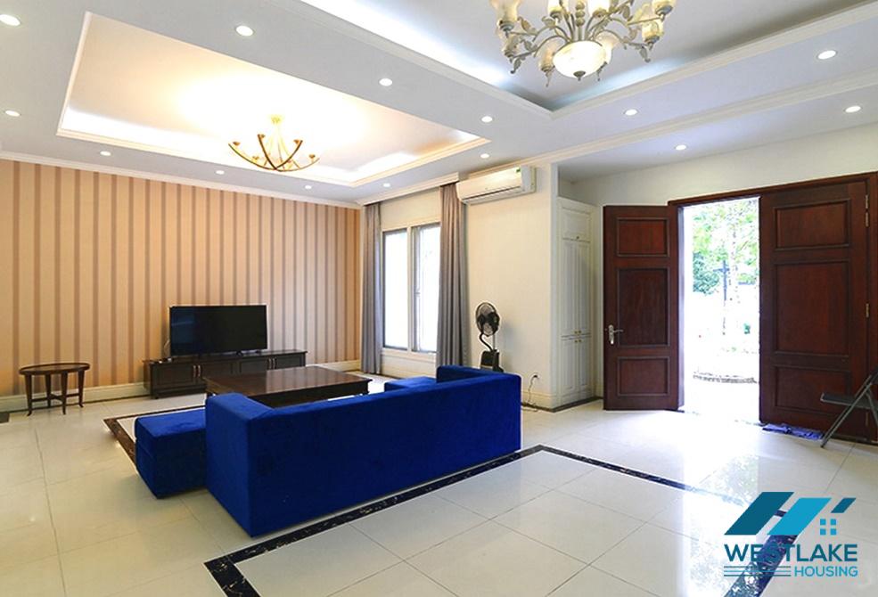 A beautiful villa for rent in Vinhome Riverside, Long Bien, Ha Noi