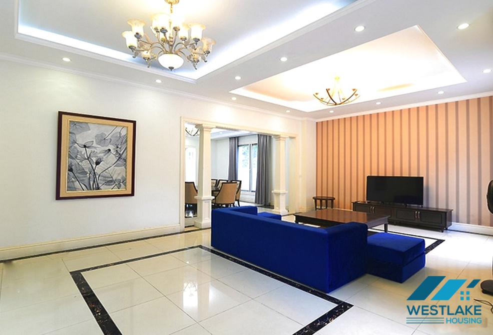 A beautiful villa for rent in Vinhome Riverside, Long Bien, Ha Noi