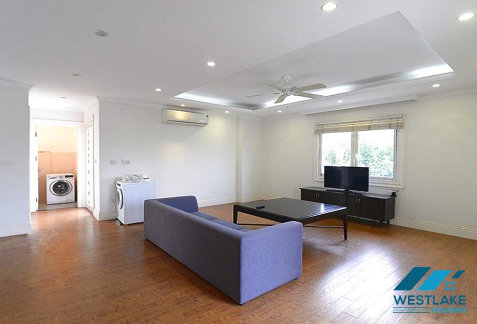 A beautiful villa for rent in Vinhome Riverside, Long Bien, Ha Noi