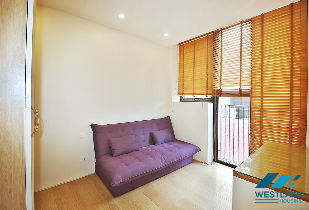 New and nice two bedrooms apartment for rent in Tay Ho street