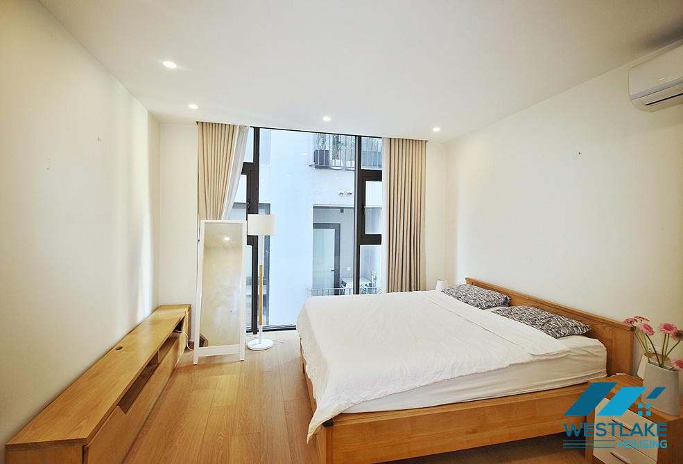 New and nice two bedrooms apartment for rent in Tay Ho street